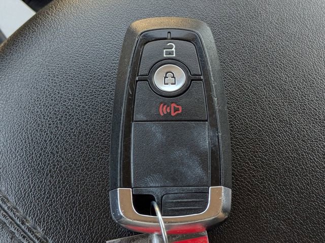 Used 2024 Ford Edge SEL image 31