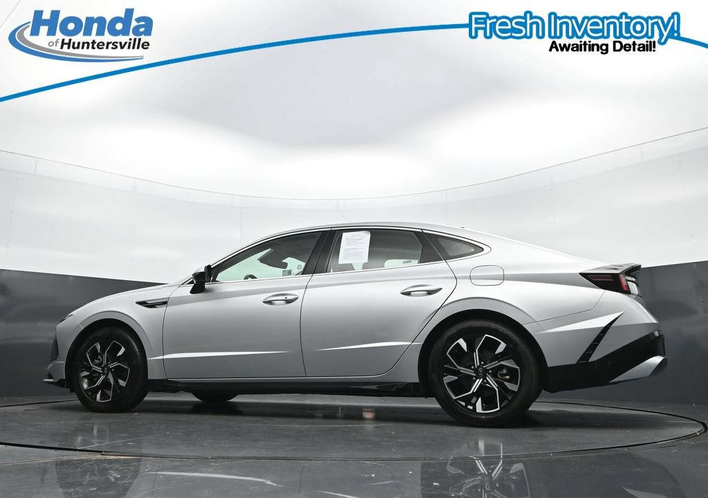Used 2025 Hyundai Sonata SEL FWD image 31