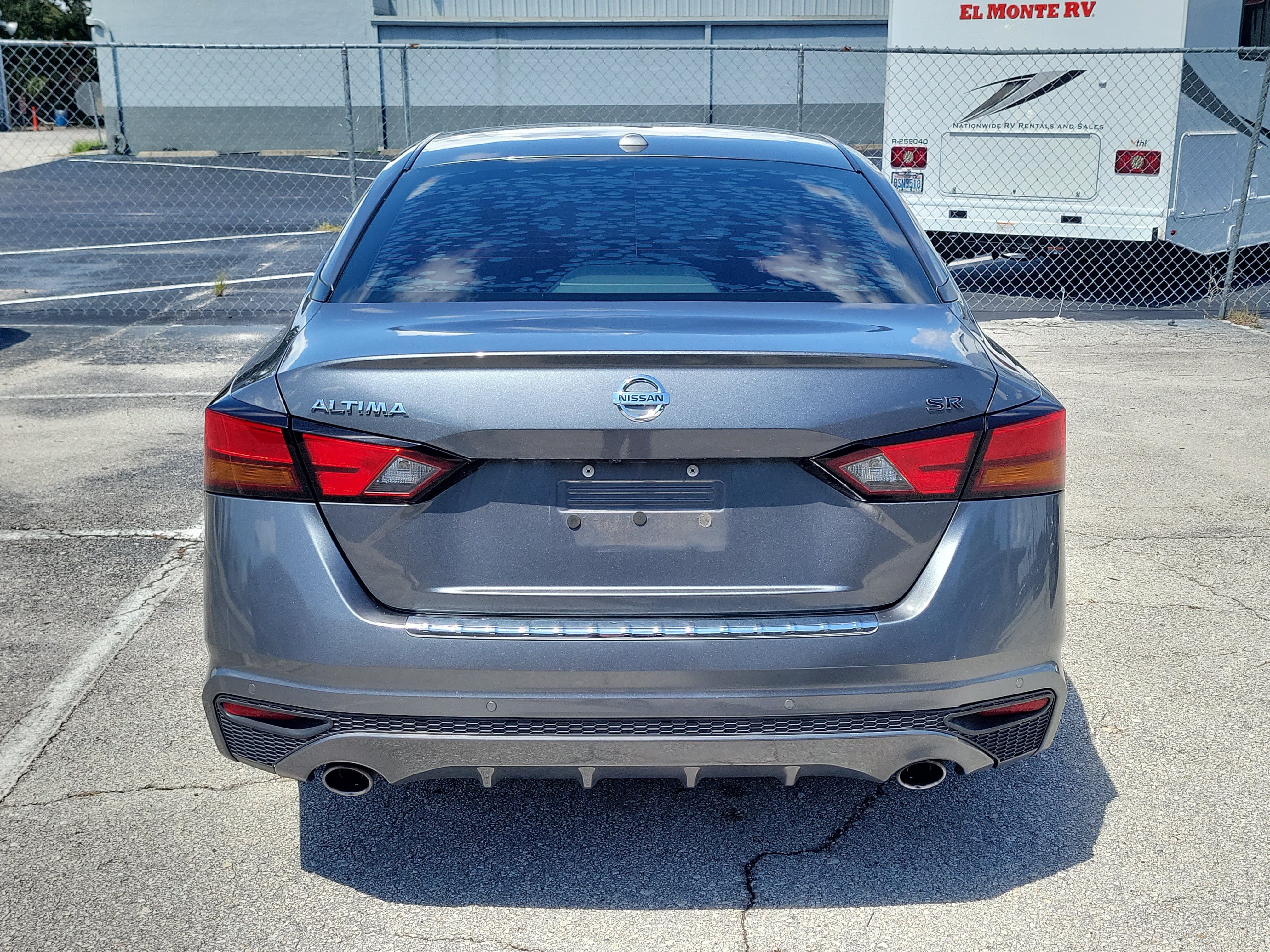 Certified 2021 Nissan Altima 2.5 SR w/ SR Premium Package FWD image 5