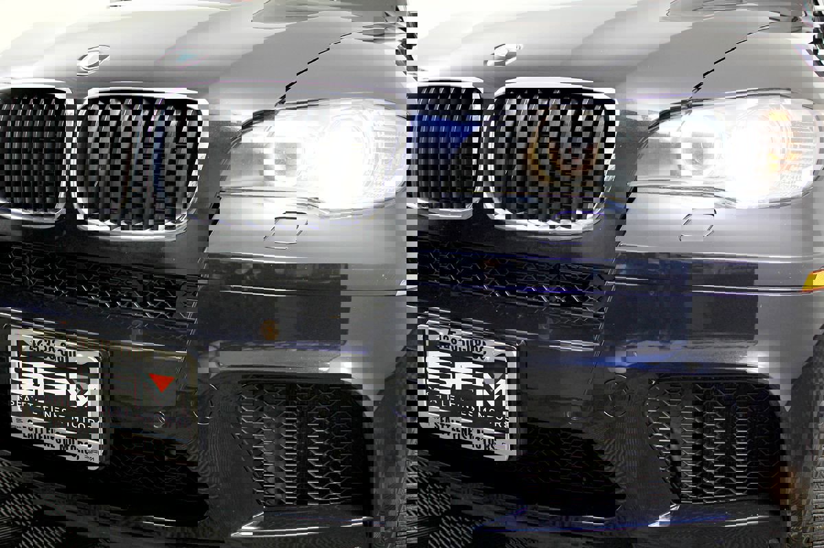 Used 2012 BMW X6 M image 13