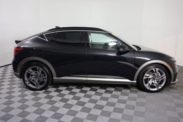 Used 2023 Genesis GV60 Performance image 9