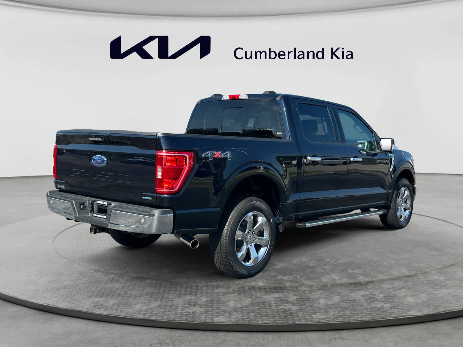 Used 2023 Ford F150 XLT w/ Equipment Group 302A High AWD/4WD image 5