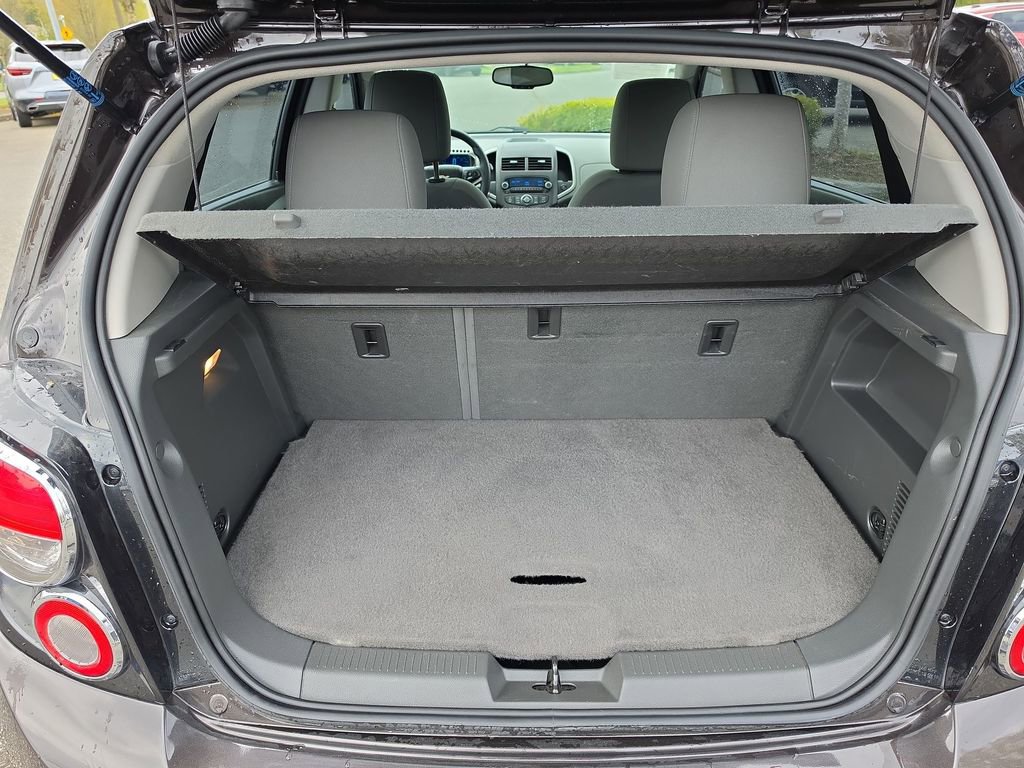 Used 2015 Chevrolet Sonic LT w/ Fun and Sun Package image 26