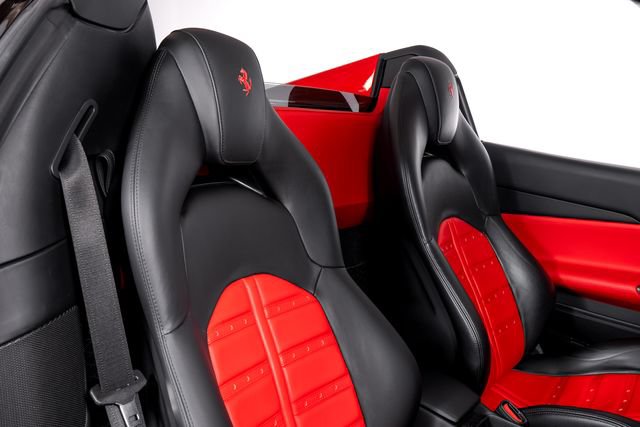 Used 2017 Ferrari 488 Spider RWD image 63