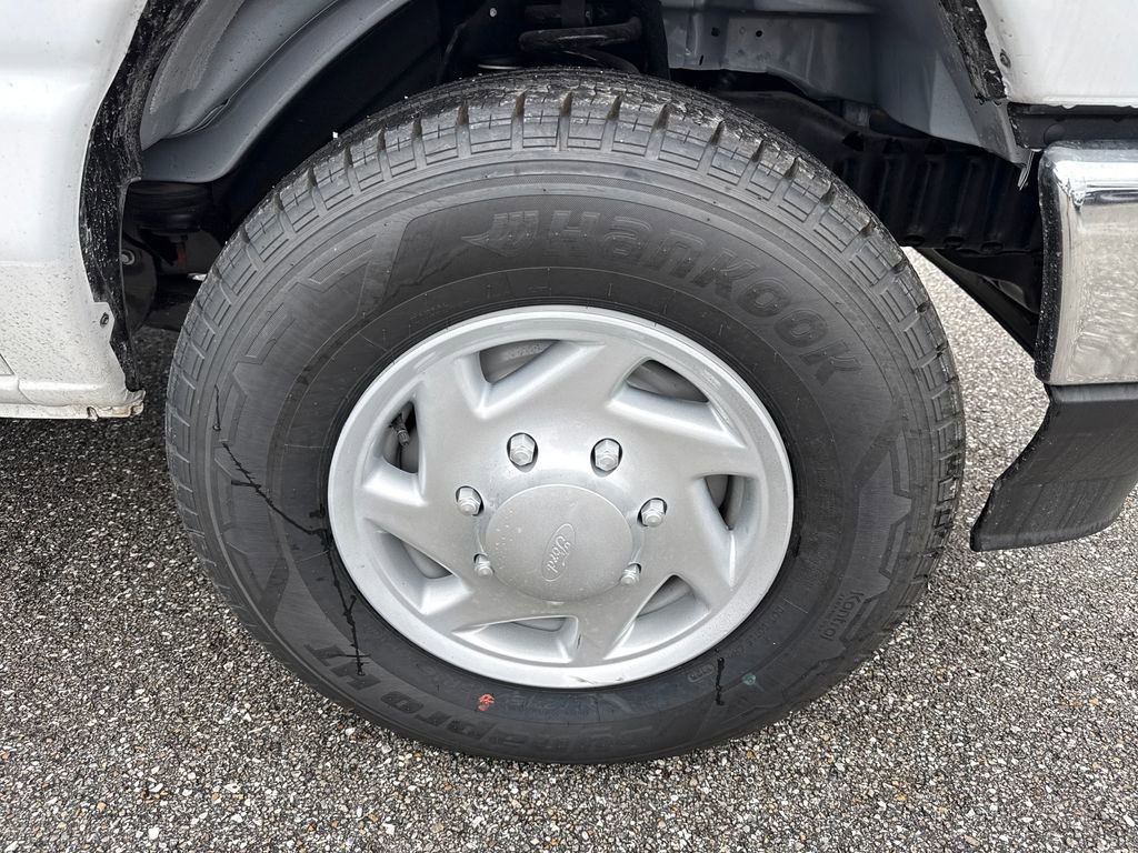 New 2026 Ford E-350 and Econoline 350 Super Duty w/ Power Equipment Group RWD image 10