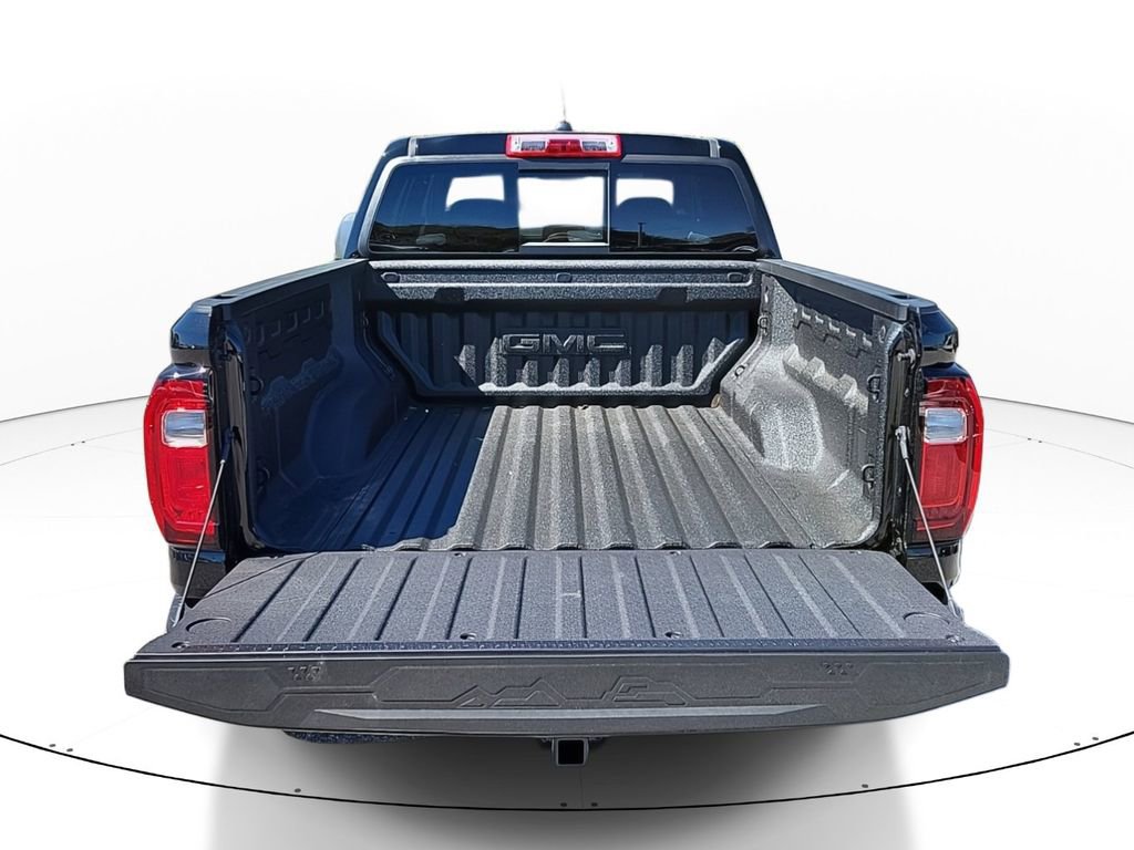 New 2025 GMC Canyon Elevation w/ Technology Package image 6