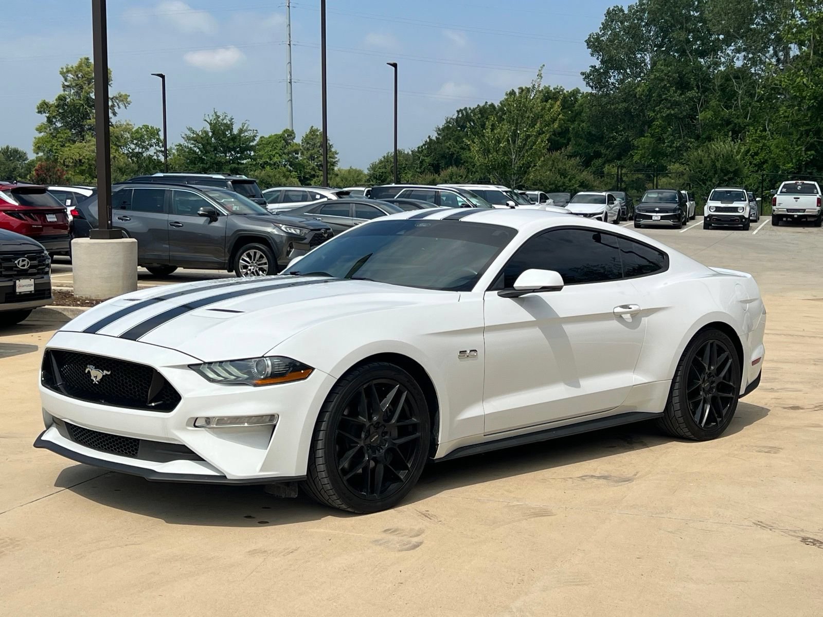 Used 2022 Ford Mustang GT Premium w/ Equipment Group 401A RWD image 5