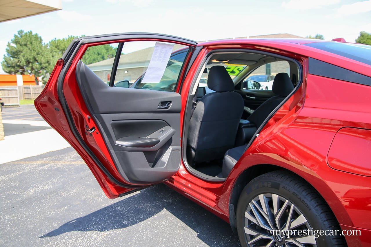 Used 2025 Nissan Altima 2.5 SV FWD image 26
