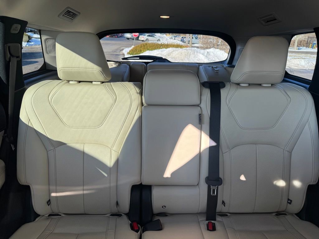 Used 2024 INFINITI QX60 Luxe image 28