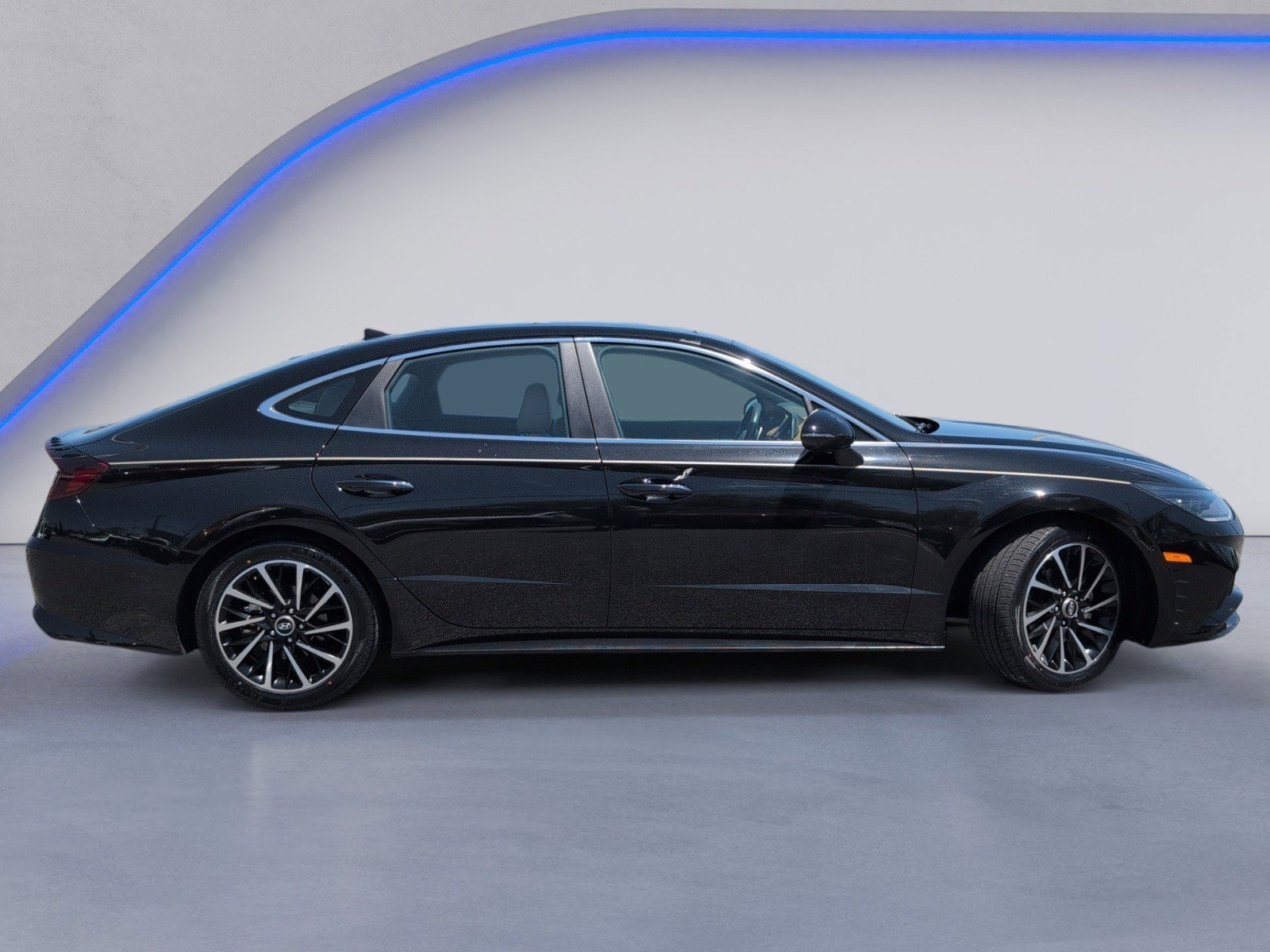 Used 2021 Hyundai Sonata Limited image 3