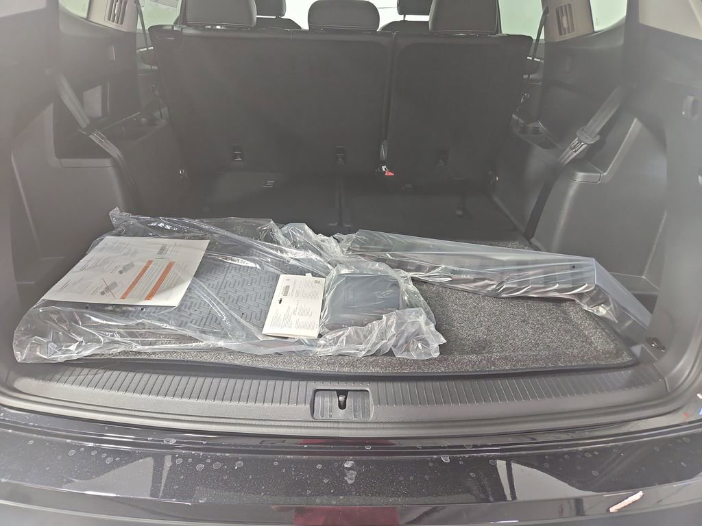 New 2026 Volkswagen Atlas SE image 21