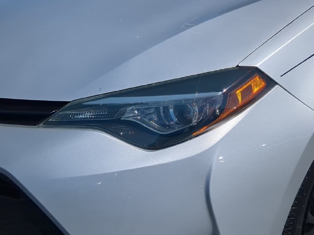 Used 2018 Toyota Corolla LE FWD image 10