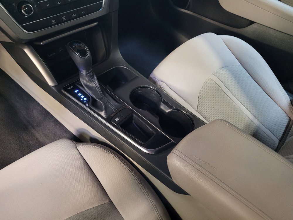 Used 2016 Hyundai Sonata SE image 26