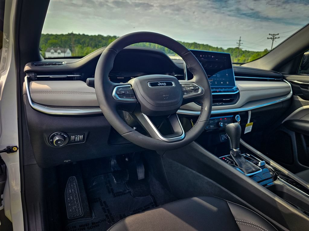 New 2026 Jeep Compass Limited AWD/4WD image 12