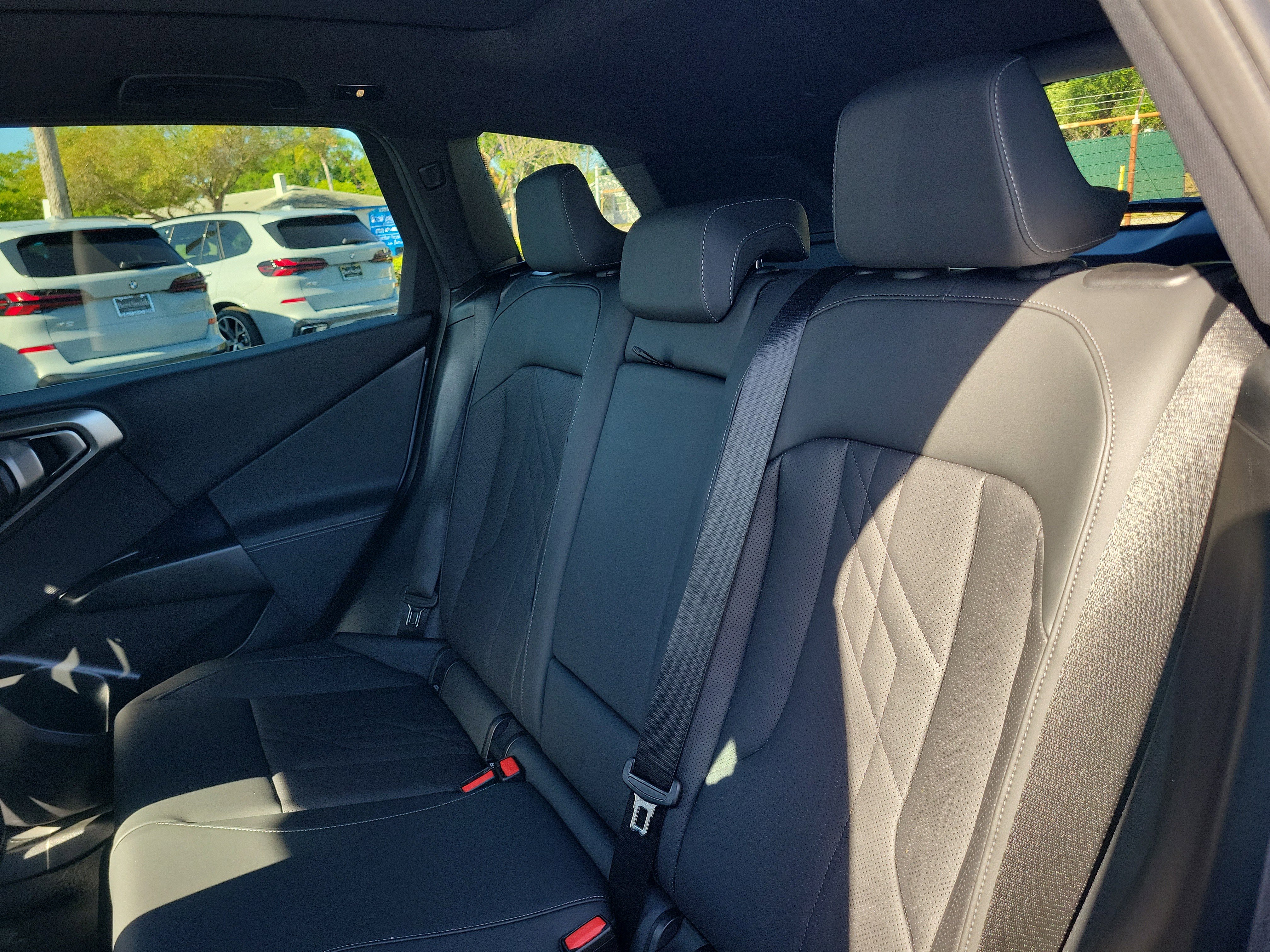 Used 2026 BMW X3 xDrive30 w/ Premium Package image 11