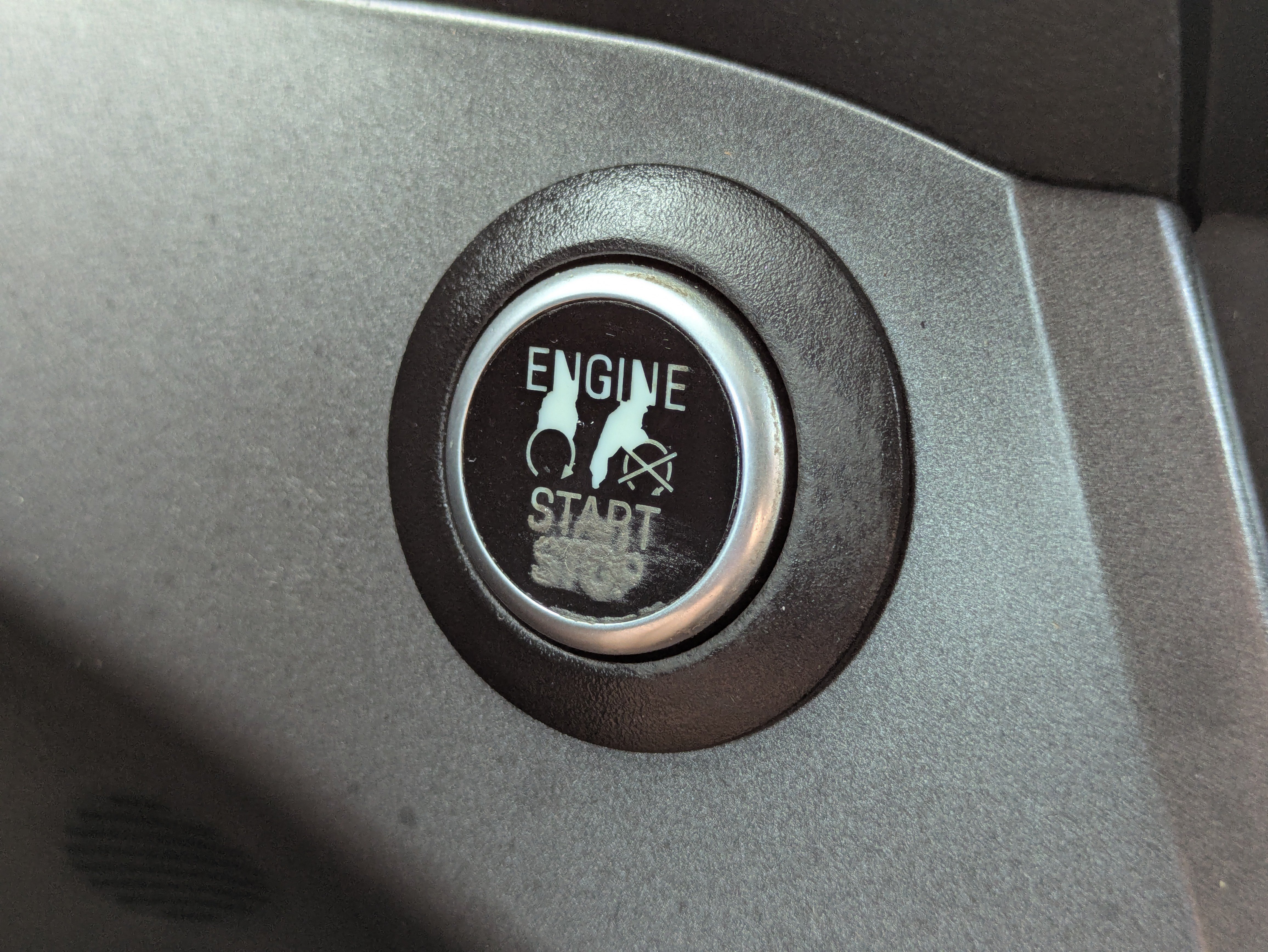 Used 2019 Ford Escape SE FWD image 29