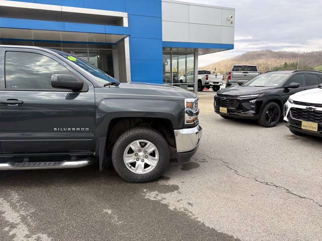 Used 2017 Chevrolet Silverado 1500 LT w/ All Star Edition image 2