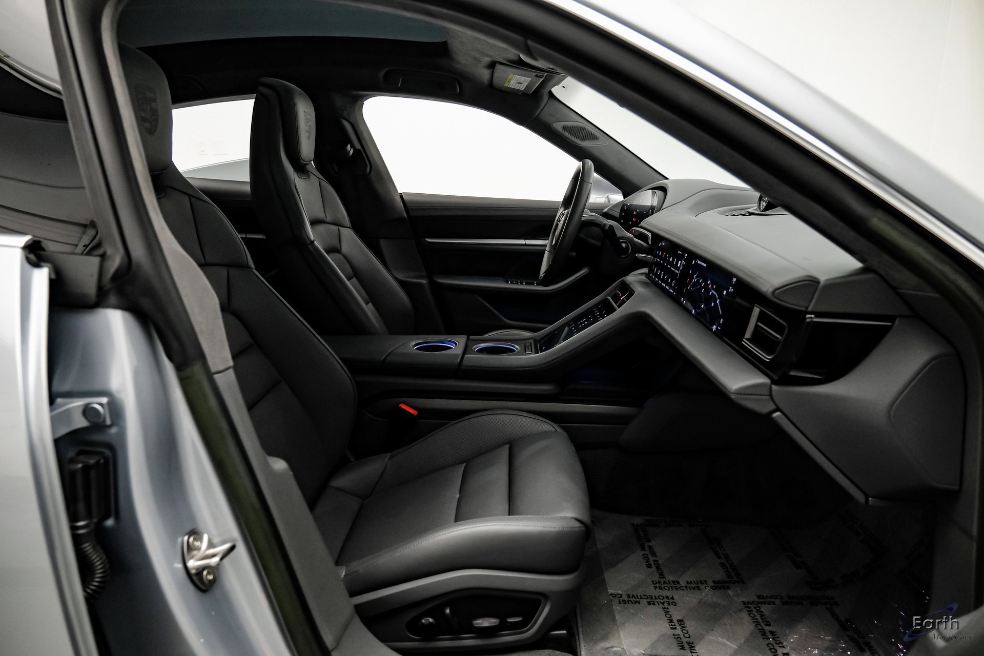 Used 2023 Porsche Taycan Turbo S w/ Premium Package image 43