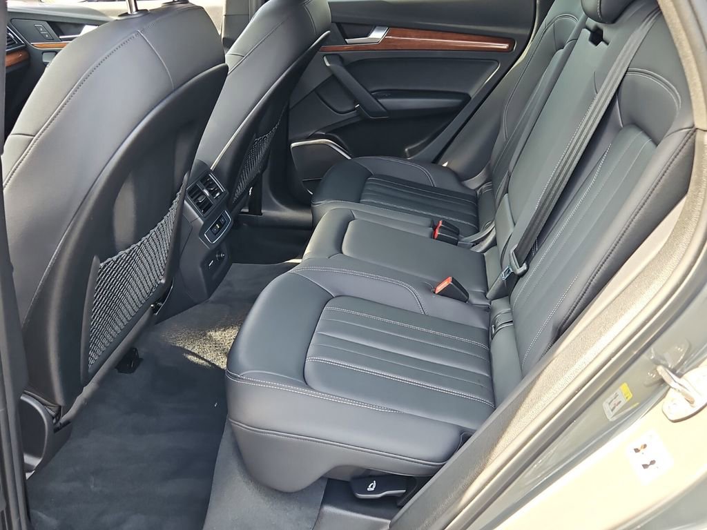 Certified 2023 Audi Q5 2.0T Premium w/ Convenience Package image 13