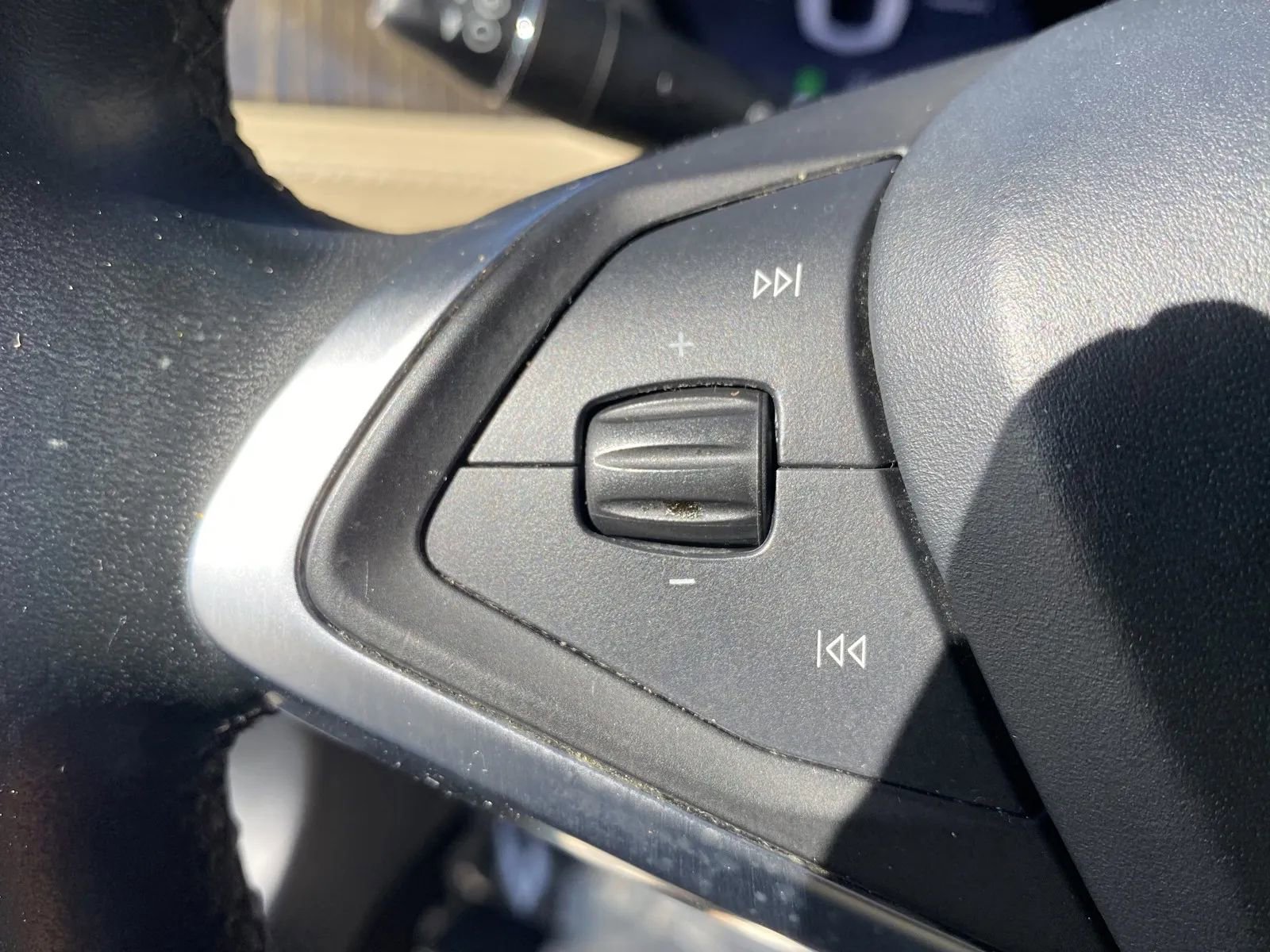 Used 2012 Tesla Model S Performance image 17