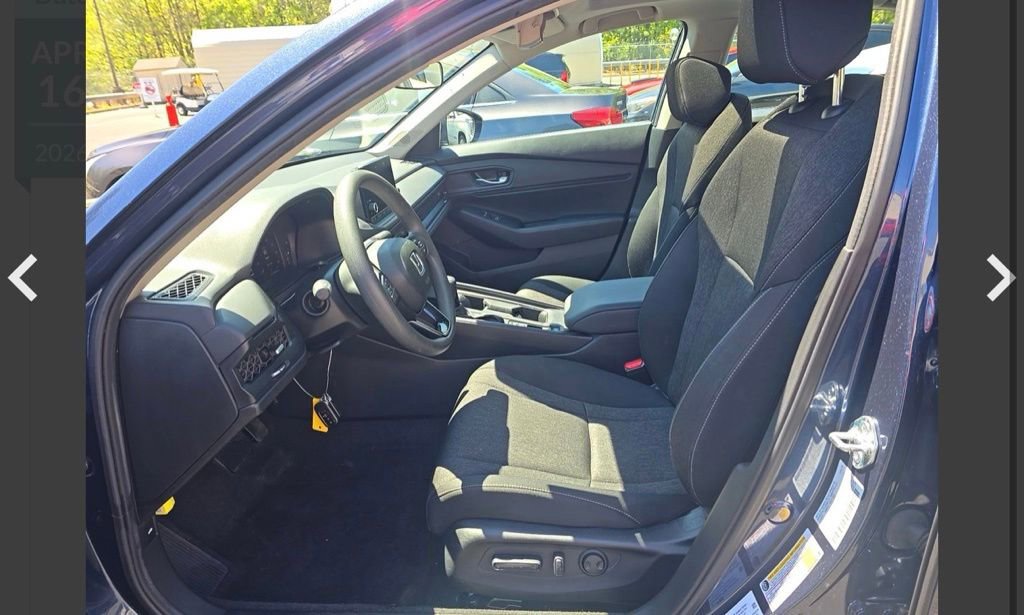 Used 2025 Honda Accord SE image 13