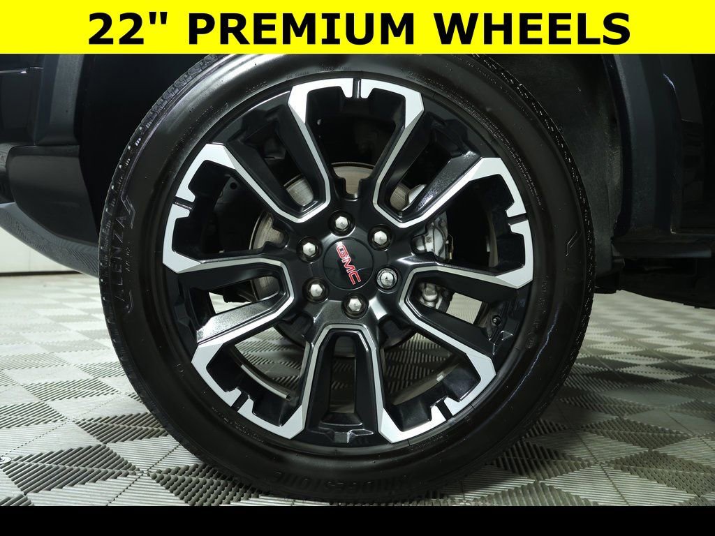 Used 2023 GMC Canyon Denali image 9