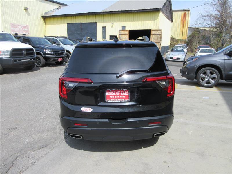 Used 2022 GMC Acadia SLE w/ Driver Convenience Package image 4