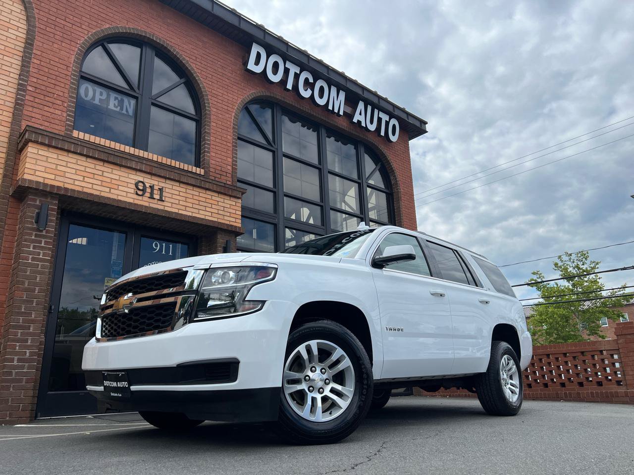 Used 2019 Chevrolet Tahoe LT AWD/4WD image 3