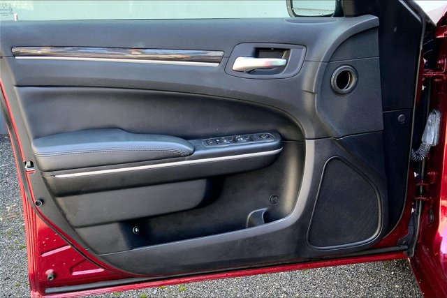 Used 2019 Chrysler 300 Touring w/ Sport Appearance Package AWD/4WD image 22