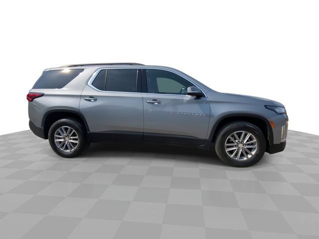 Used 2023 Chevrolet Traverse LT FWD image 3