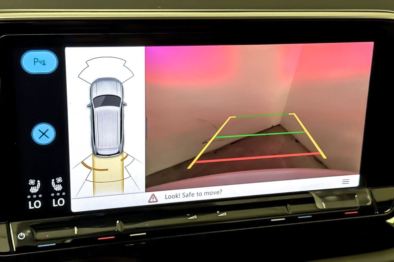 New 2026 Volkswagen Atlas SE image 19