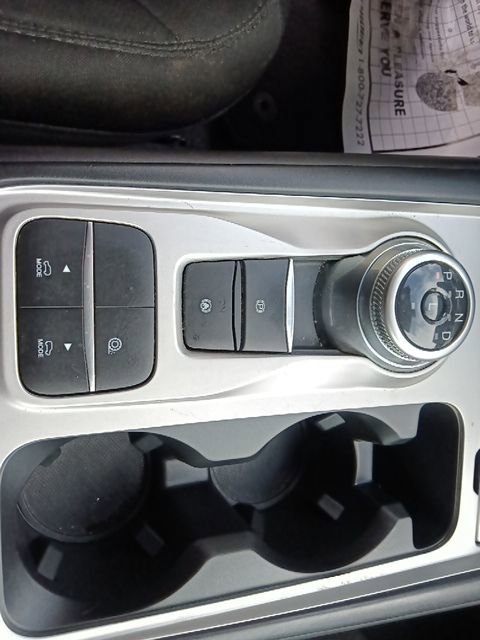 Certified 2022 Ford Explorer XLT w/ Class IV Trailer Tow Package image 24