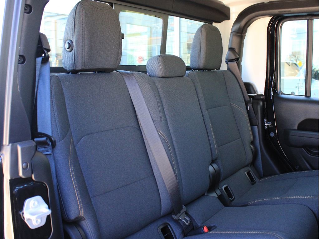 New 2026 Jeep Gladiator Sport image 31