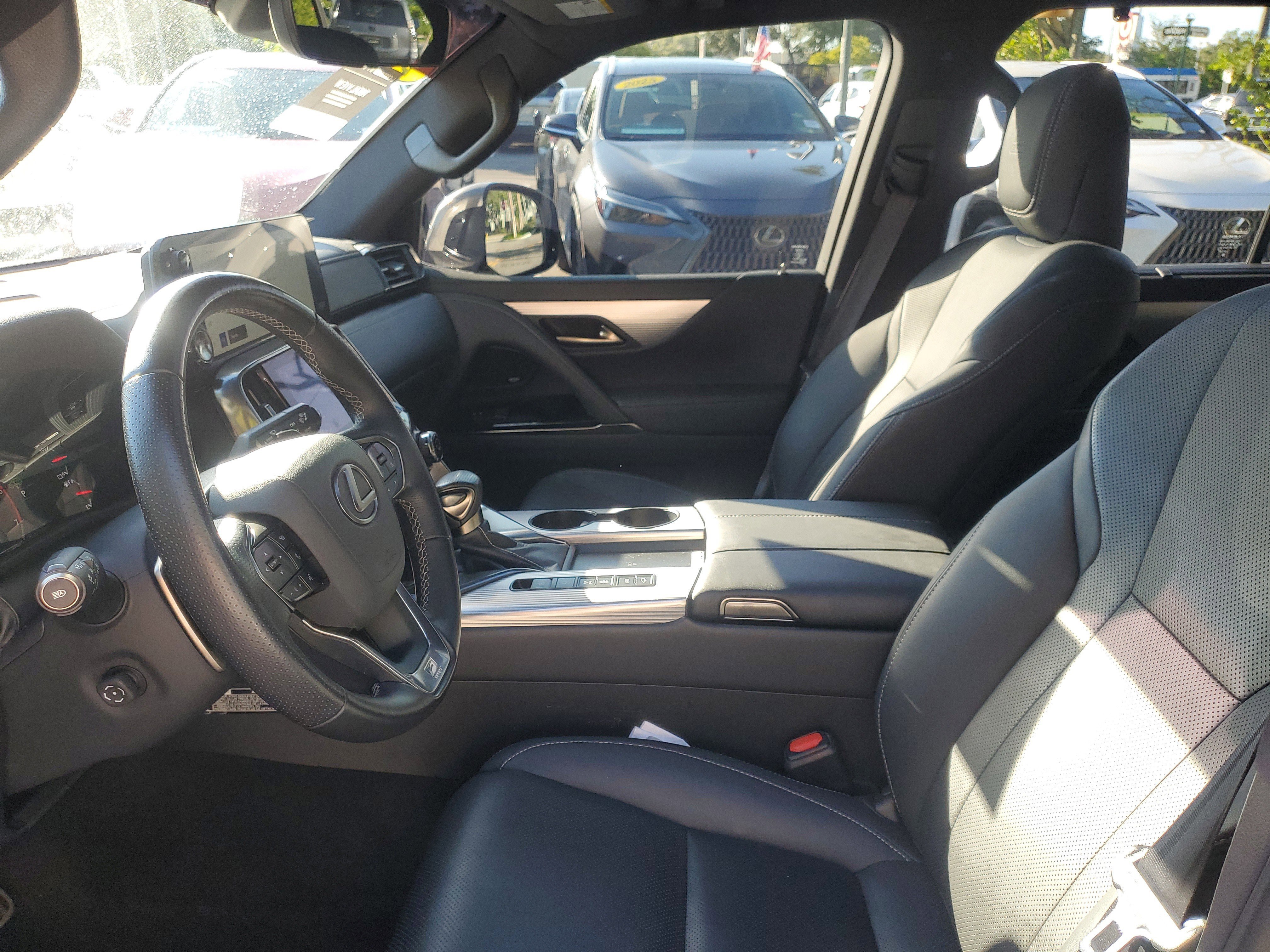 Used 2024 Lexus LX 600 F Sport image 20