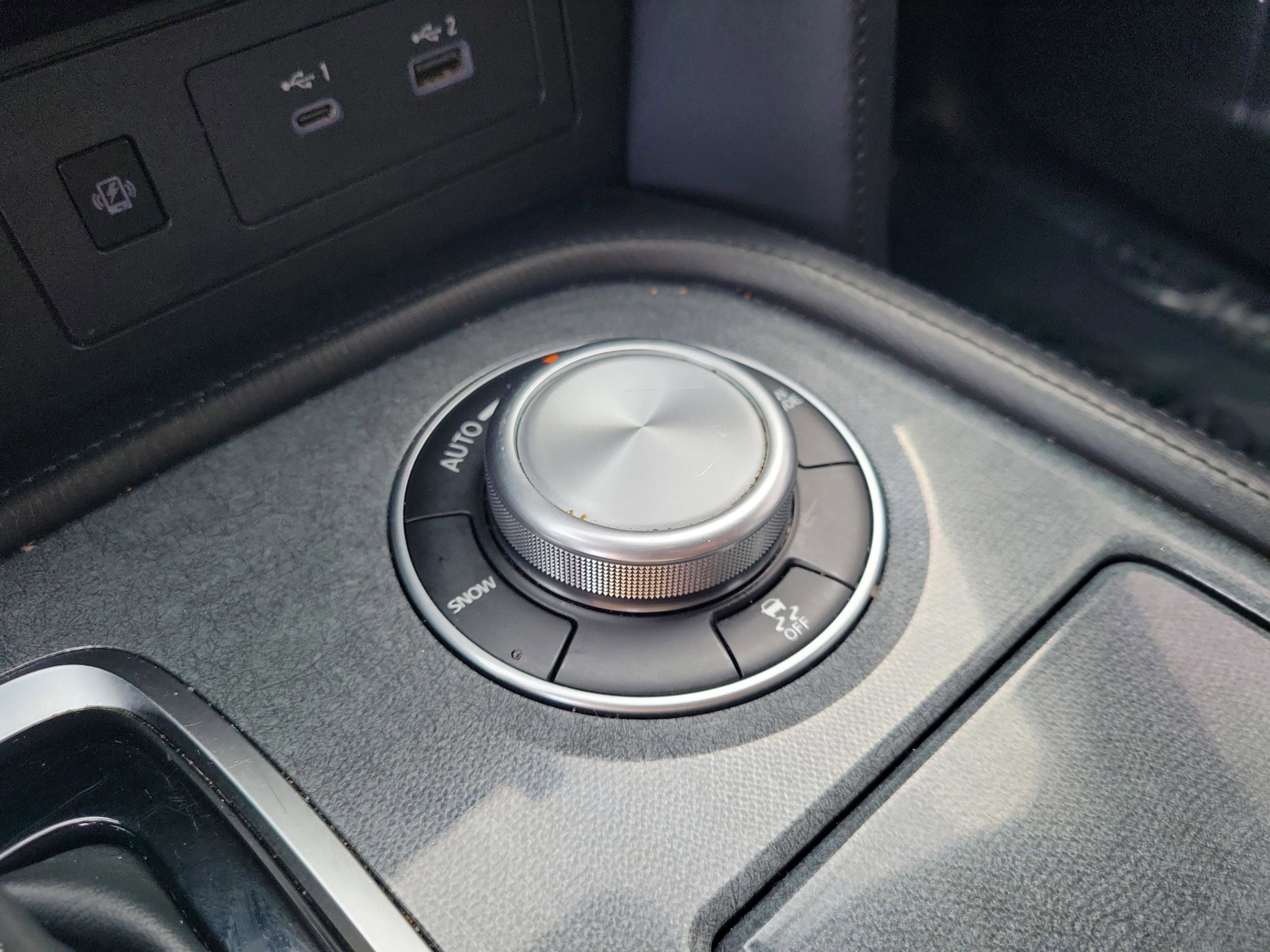 Certified 2022 Nissan Armada SV w/ SV Appearance Package image 39