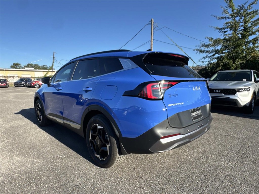 Certified 2026 Kia Sportage EX w/ EX Panorama Roof Package image 12