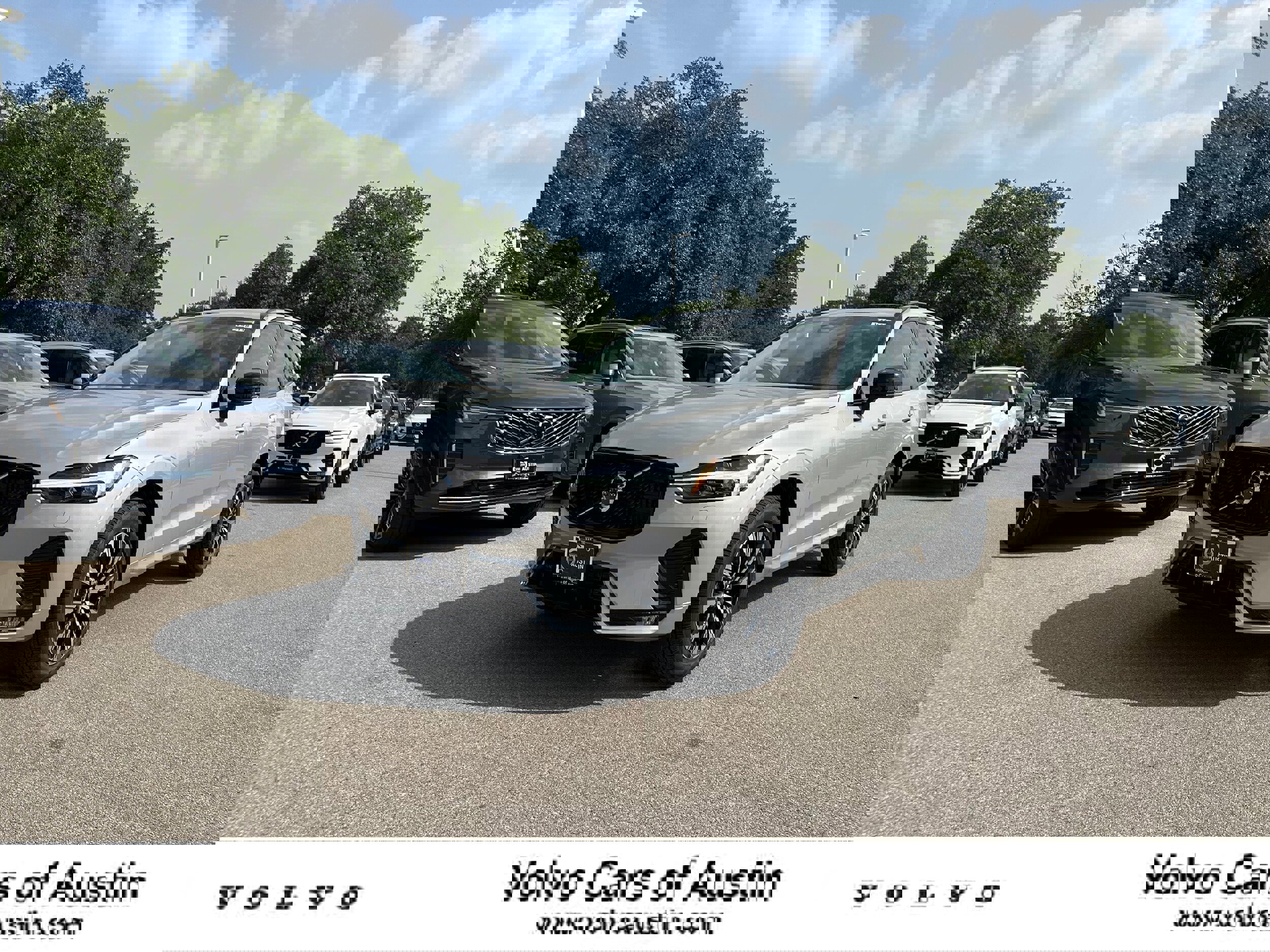 New 2025 Volvo XC60 B5 Core w/ Climate Package