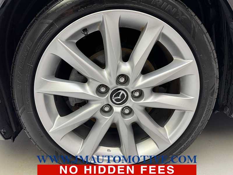 Used 2017 MAZDA MAZDA3 Grand Touring w/ Premium Equipment Package FWD image 9