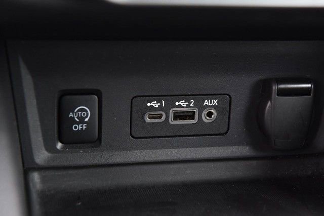 Certified 2025 Nissan Sentra SV image 16