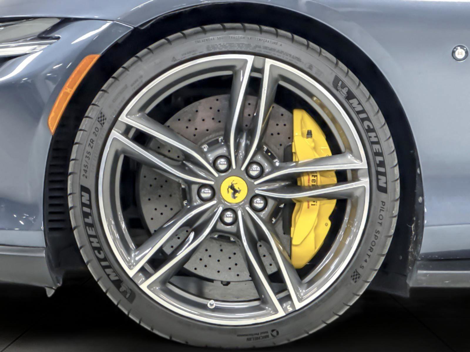 Used 2023 Ferrari Roma RWD image 22