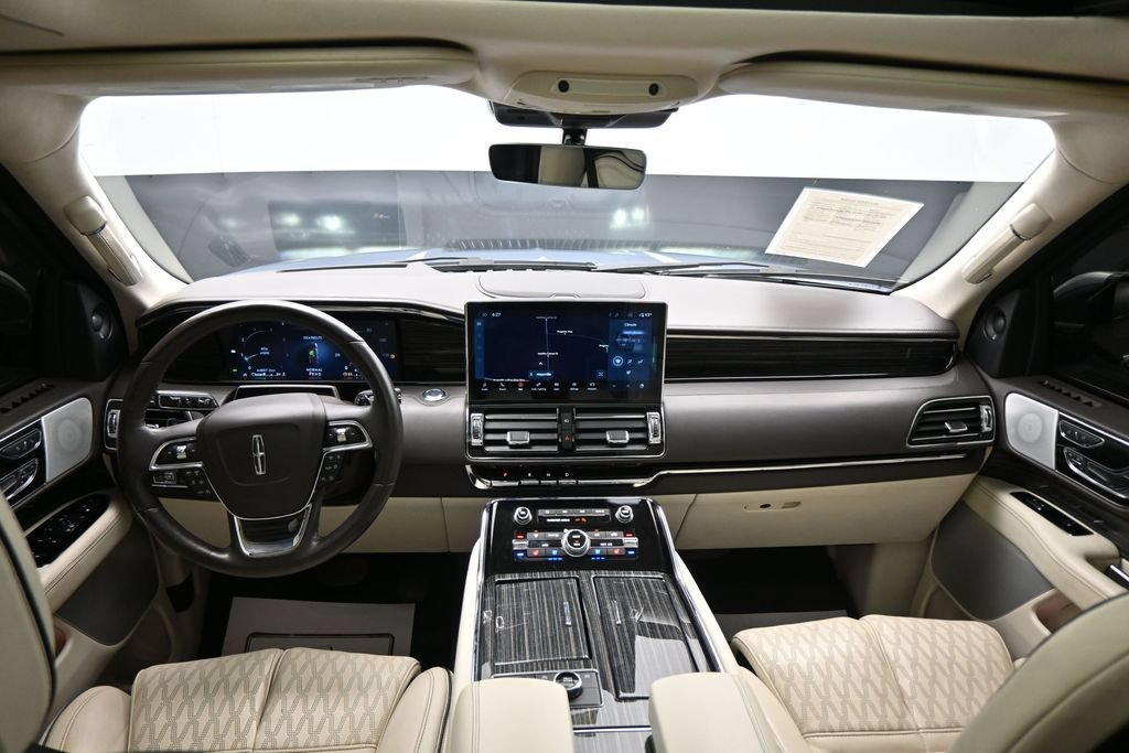 Used 2024 Lincoln Navigator Black Label AWD/4WD image 20