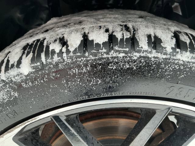 Used 2018 Toyota Camry XSE w/ Driver Assist Package image 17