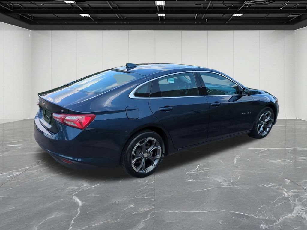 Used 2022 Chevrolet Malibu LT FWD image 5