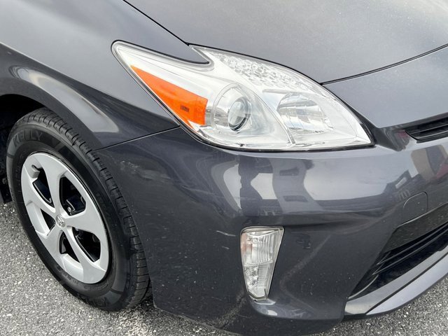 Used 2013 Toyota Prius Three image 9