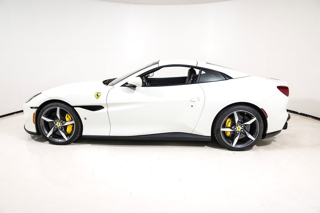 Certified 2022 Ferrari Portofino M RWD image 28