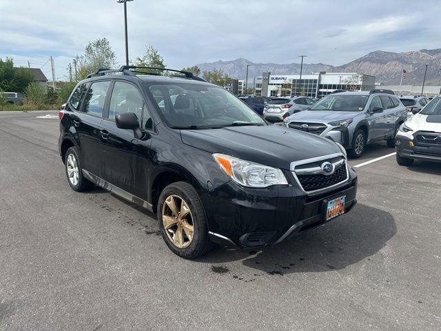 Used 2016 Subaru Forester 2.5i w/ Alloy Wheel Package