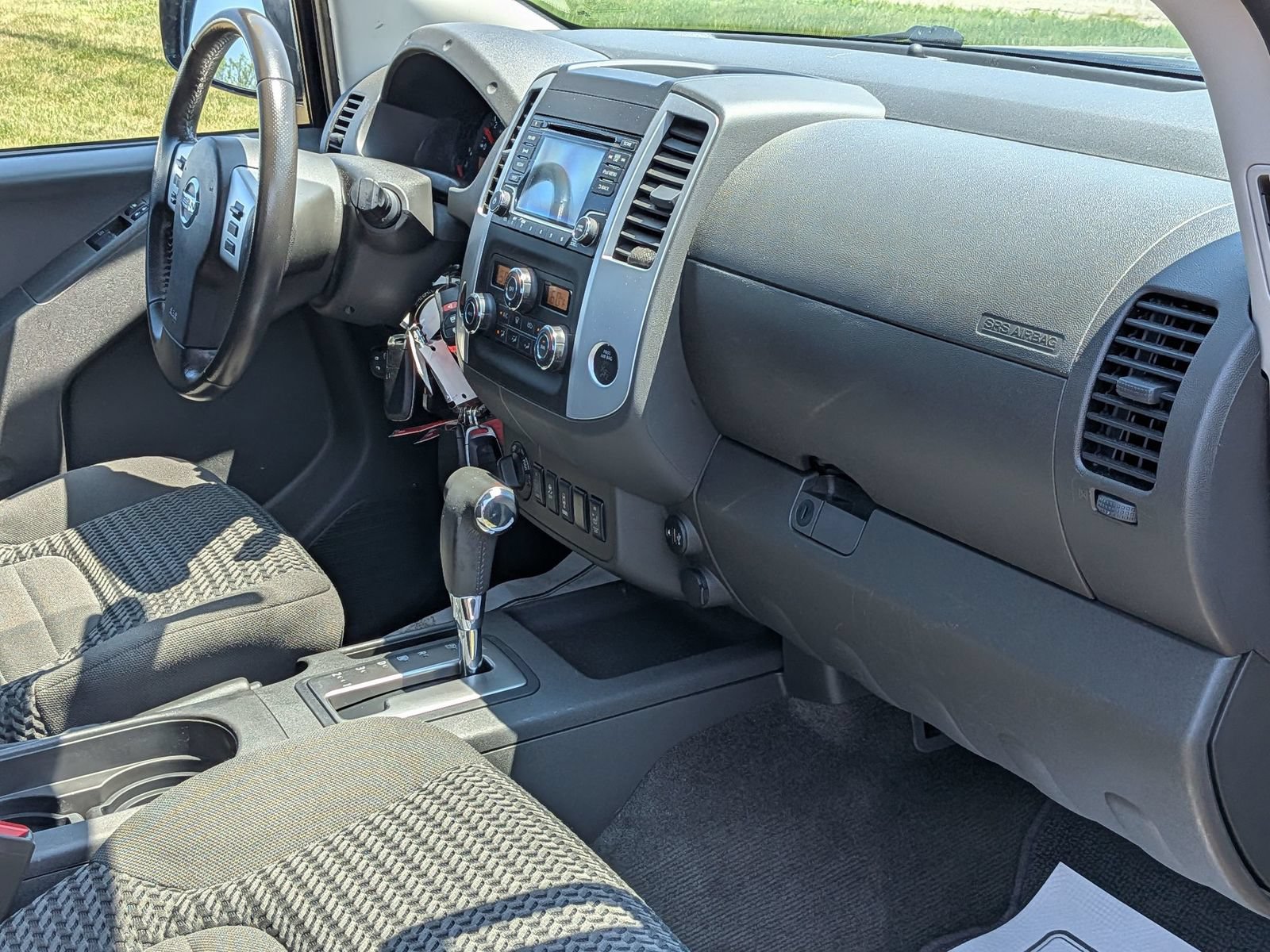 Certified 2018 Nissan Frontier SV w/ Value Truck Package AWD/4WD image 28