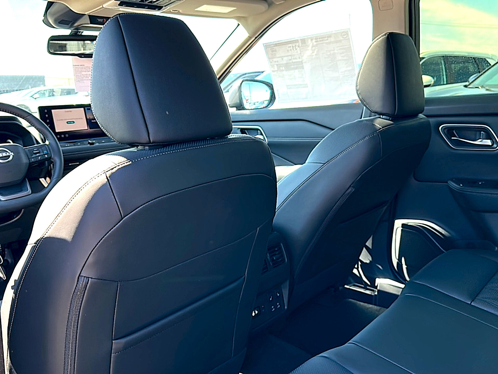 New 2026 Nissan Rogue Platinum w/ Platinum Premium Package image 14