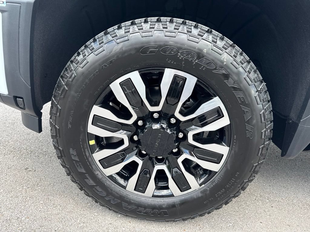 New 2026 GMC Sierra 2500 Denali Ultimate AWD/4WD image 31