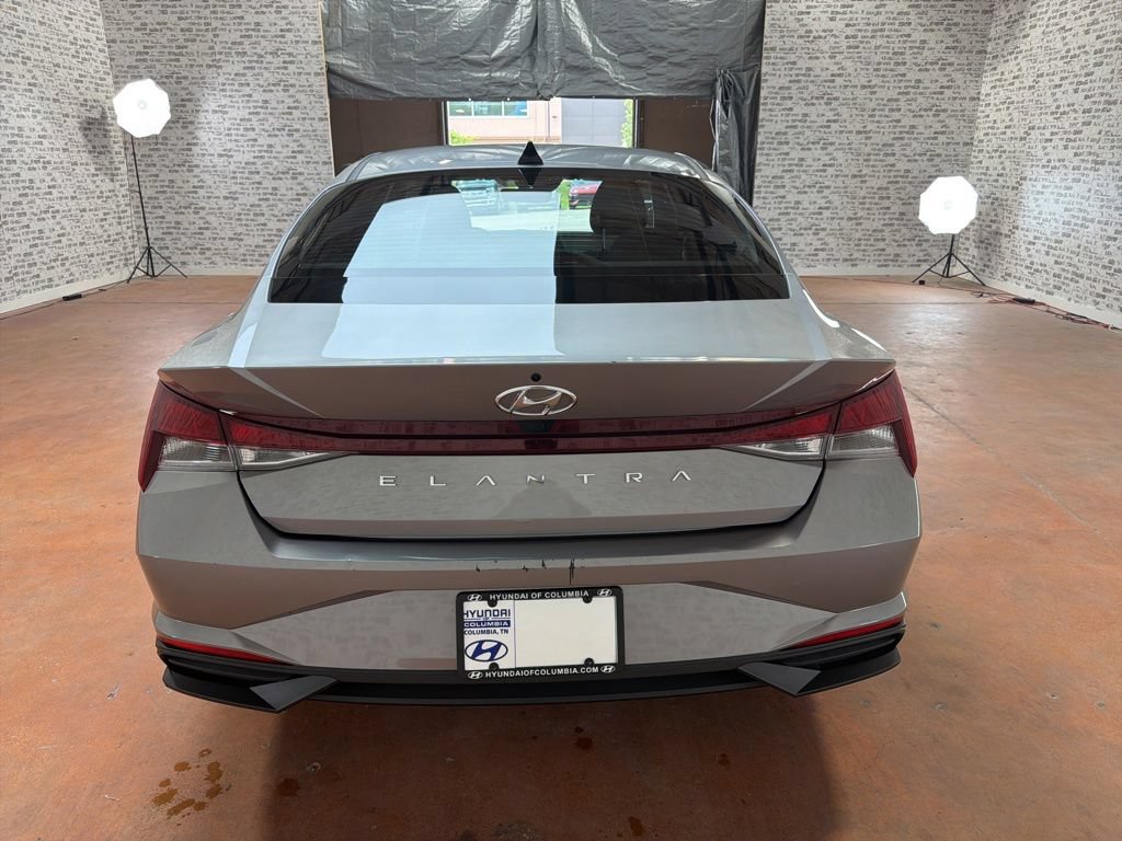 Certified 2023 Hyundai Elantra SEL w/ Convenience Package FWD image 6